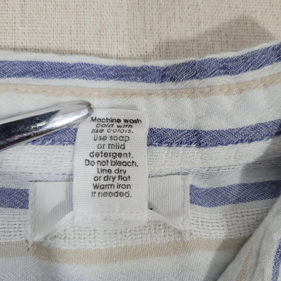 Japna Casual Pinstripe Button Down Womens Size MED Soft Flowy & 100% RAYON EUC - Picture 8 of 11
